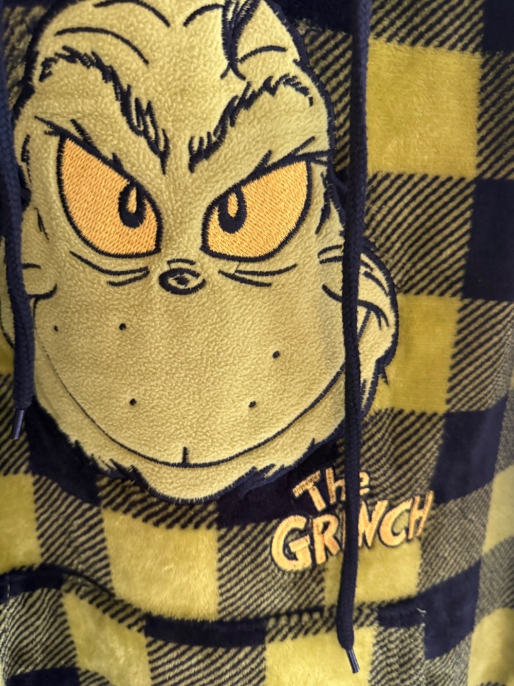 The Grinch Dr. Suess Womens Graphic Nightshirt with Hood Plaid Size Small Hoodie - Picture 4 of 5